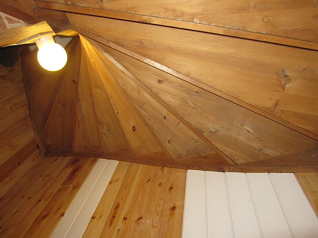 2011-11-14_032